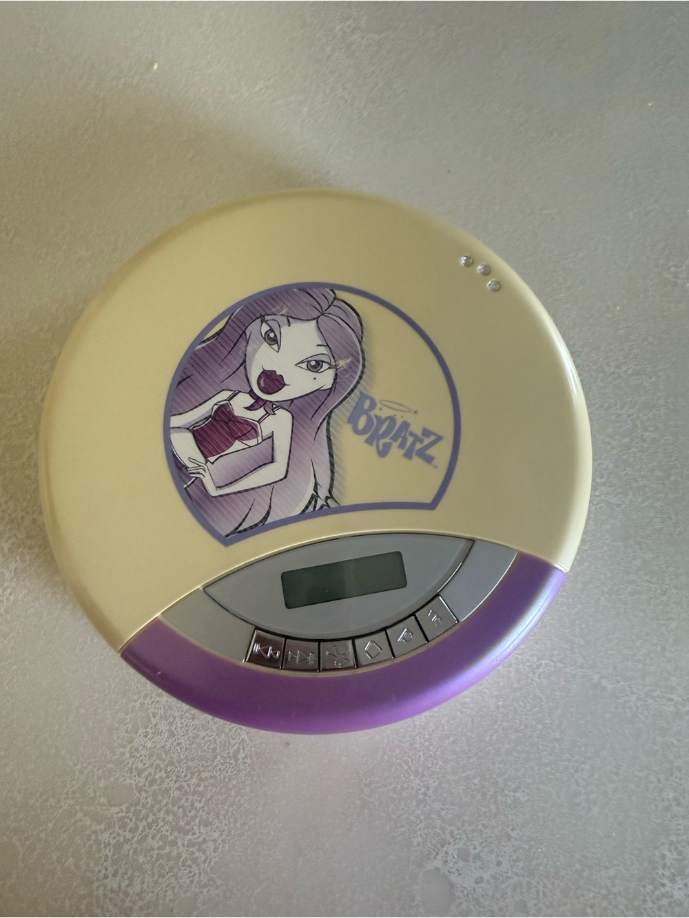 2005 Bratz Portable CD Player